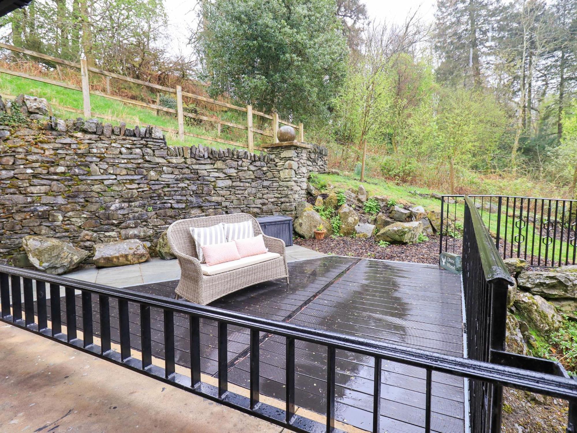 Deer Wood At Applethwaite Hall Windermere Exterior photo